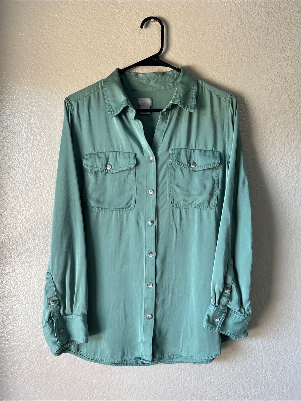 Chico's Mint Green Blouse Button Down Sz L Chic Boho Office Business